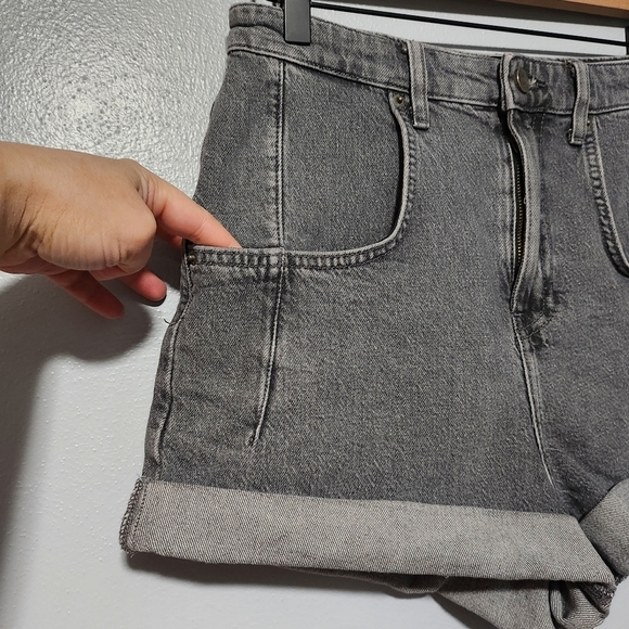 BDG URBAN OUTFITTERS Gray Ultra High Rise Rolled Hem Retro Denim Jean Shorts 28 - Picture 3 of 11